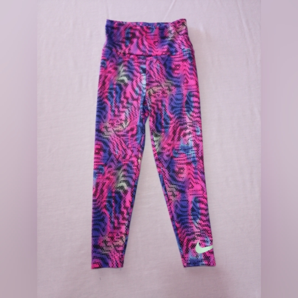 Nike Girls Colorful Patterned Swoosh Leggings